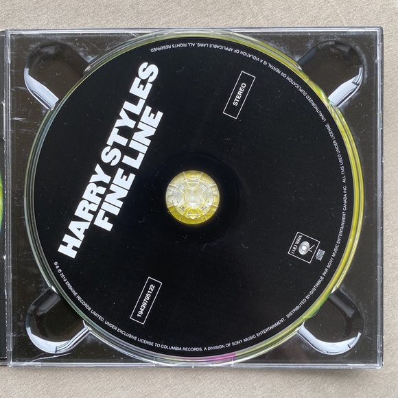 Harry Styles - Fine Line CD produced by Columbia Records - Picture 3 of 4